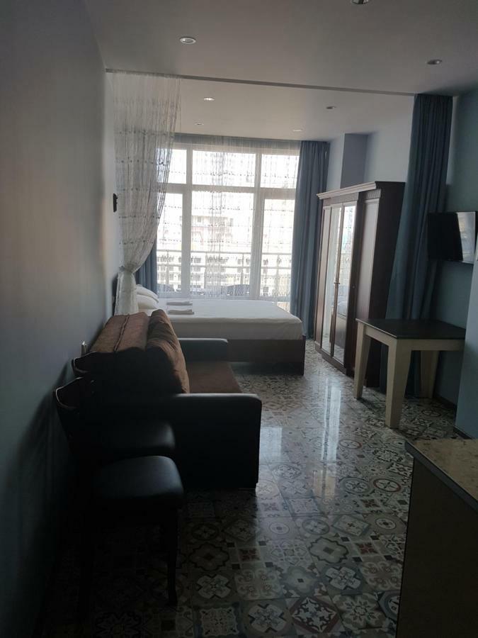Lotos 72 Apartment